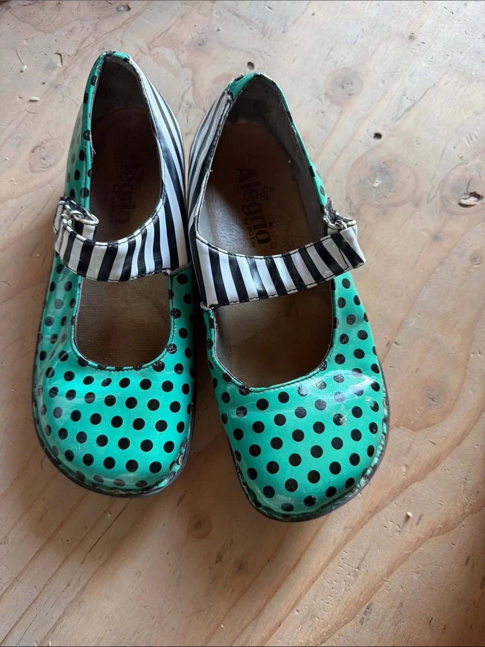 Alegria Kids Mary Jane Shoes — Teal with Black Polka Dots